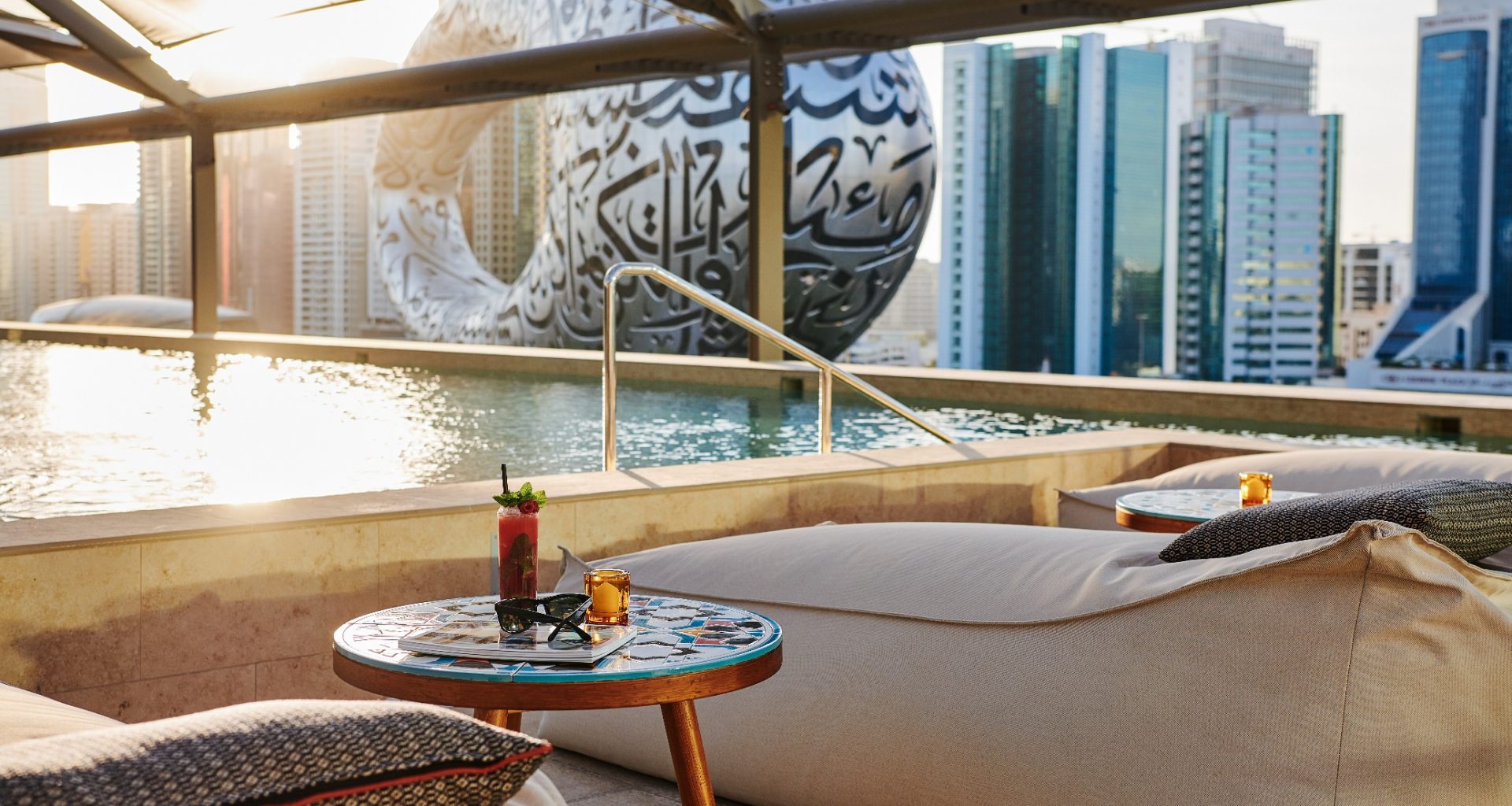 Fly Emirates to Dubai and enjoy a FREE night’s stay in a luxury 4- or 5-star hotel! - Alvinology