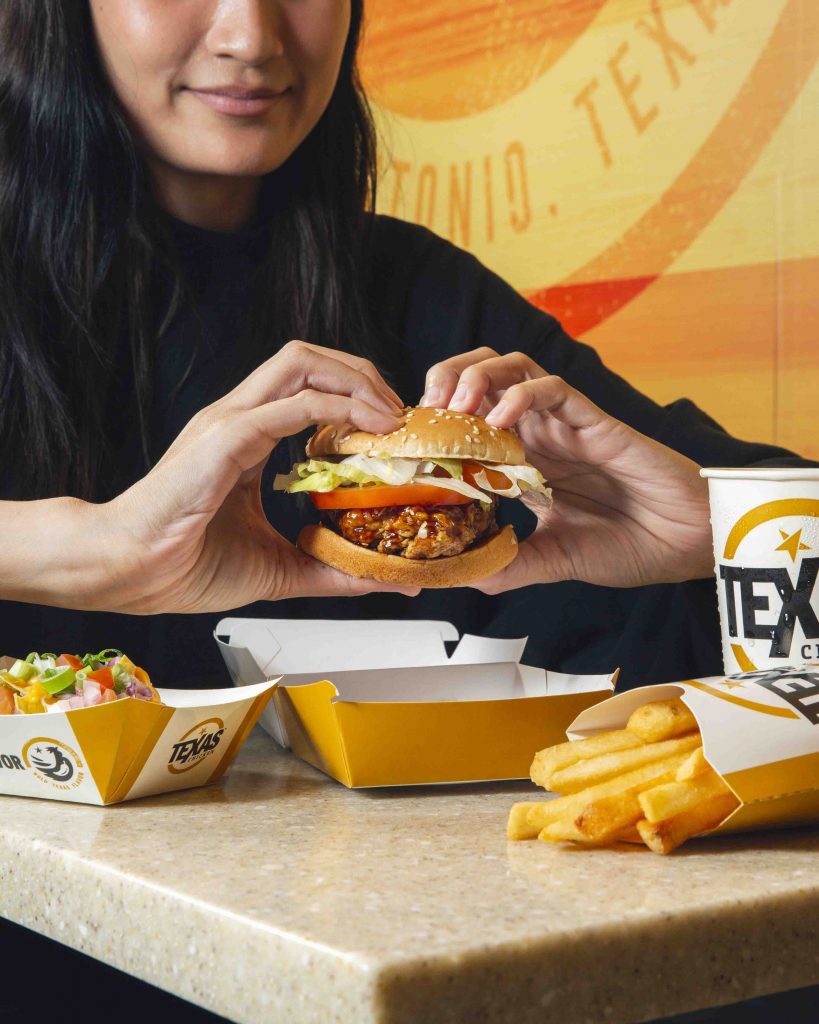 Texas Chicken to transform into a Korean Soy Garlic paradise this June! Texas Chicken to transform into a Korean Soy Garlic paradise this June! - Alvinology