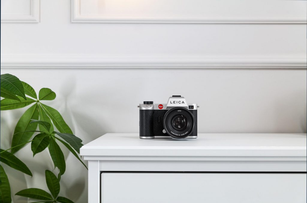 Leica SL2 is now has a classic “Silver” design and also available in two attractive kits together with a lens - Alvinology
