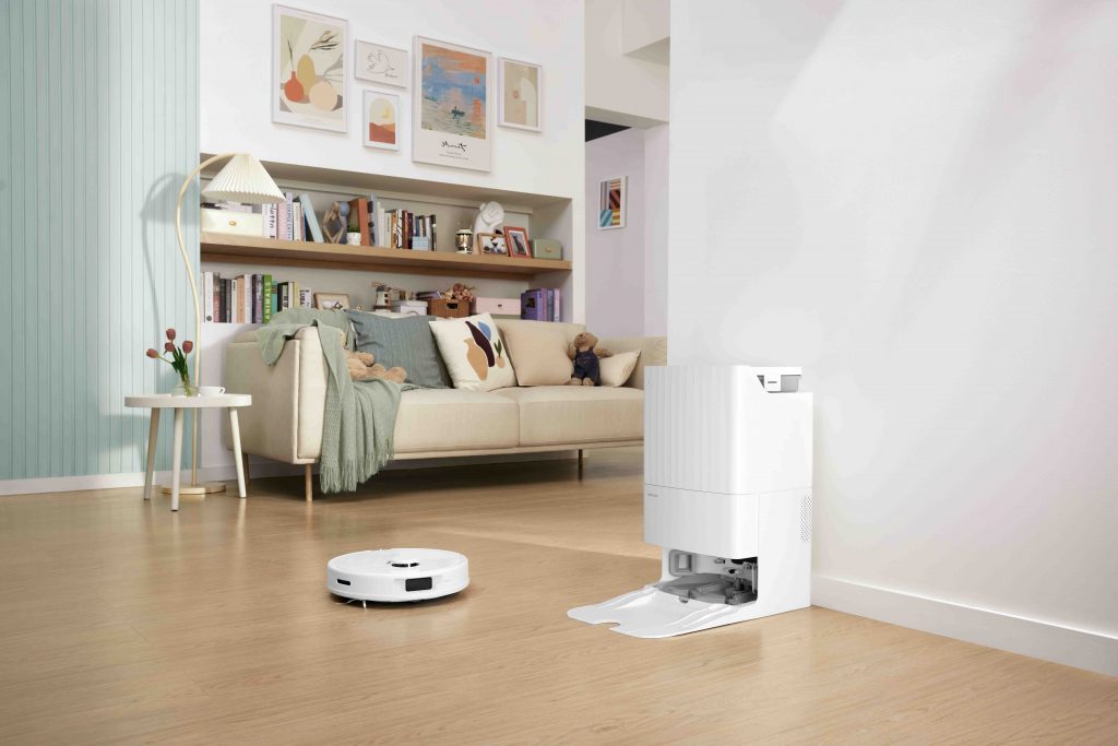 Roborock announces Xiao Zhan as Global Ambassador alongside the arrival of self-cleaning vacuum Q Revo - Alvinology