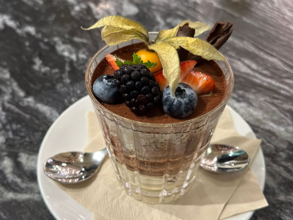 [Review] Brewerkz @ Woodleigh Mall - Wide Selection of Outlet Exclusive Singapore-inspired Fusion Delights - Alvinology