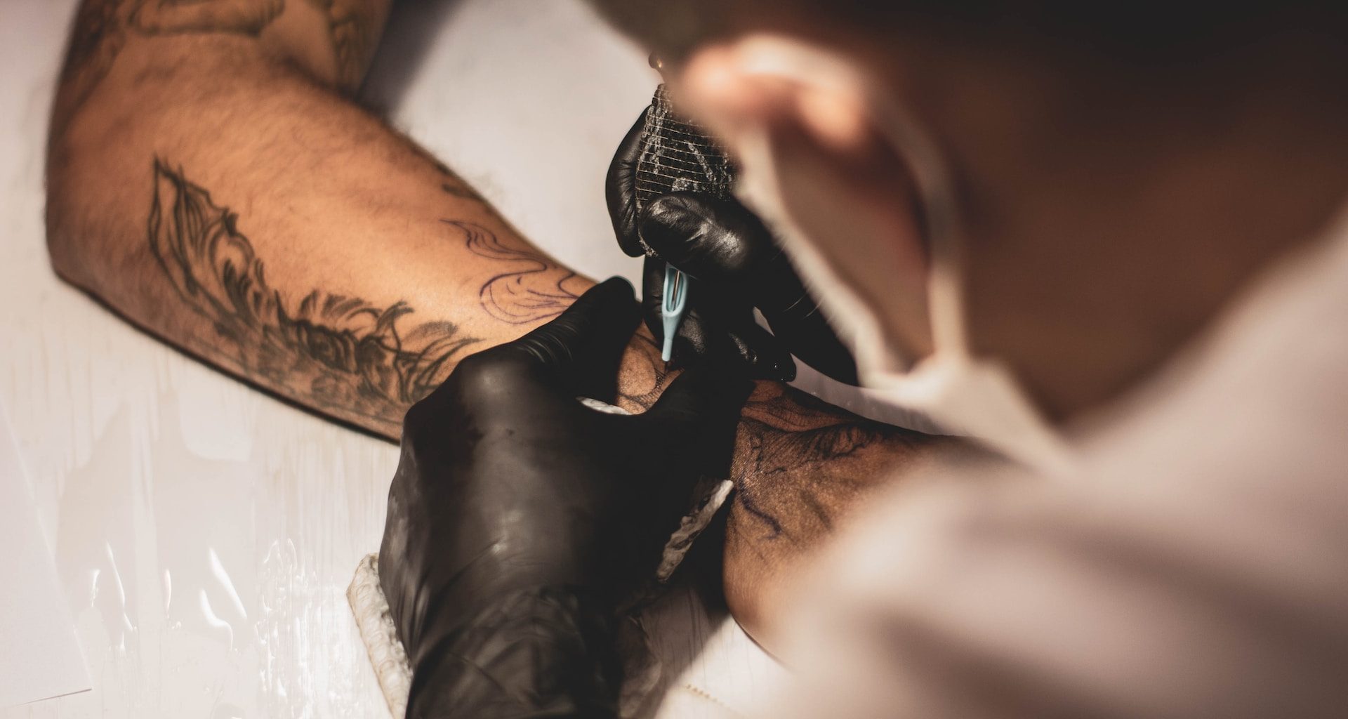The Rise of Tattoo Hostels: A New Trend in Travel Accommodation? - Alvinology