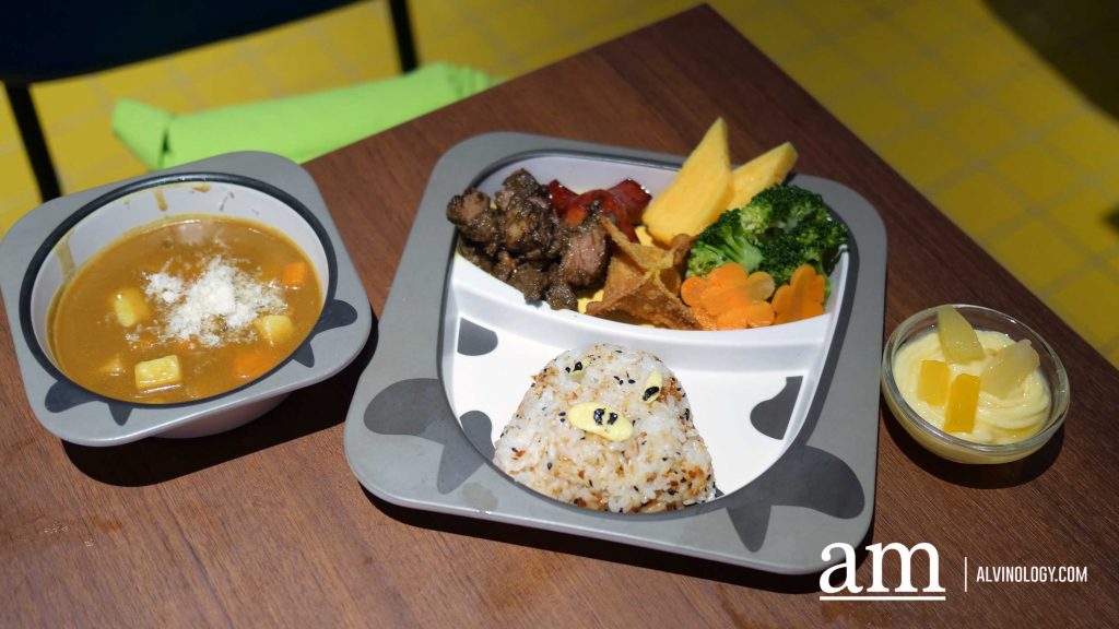 Waa Cow! New Flagship, Family-Centric Outlet at VivoCity Now Open with Exclusive Beach Merchandise Giveaway - Alvinology