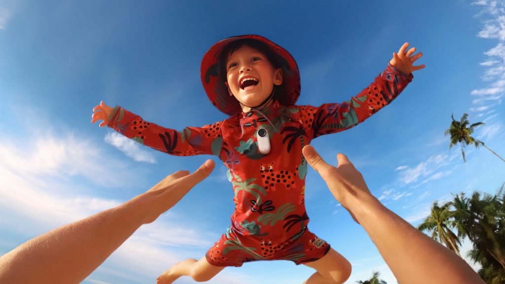 Next-Gen Tiny Camera “Insta360 GO 3” Gets Flip Screen Action Pod, Longer Battery Life & More! - Alvinology