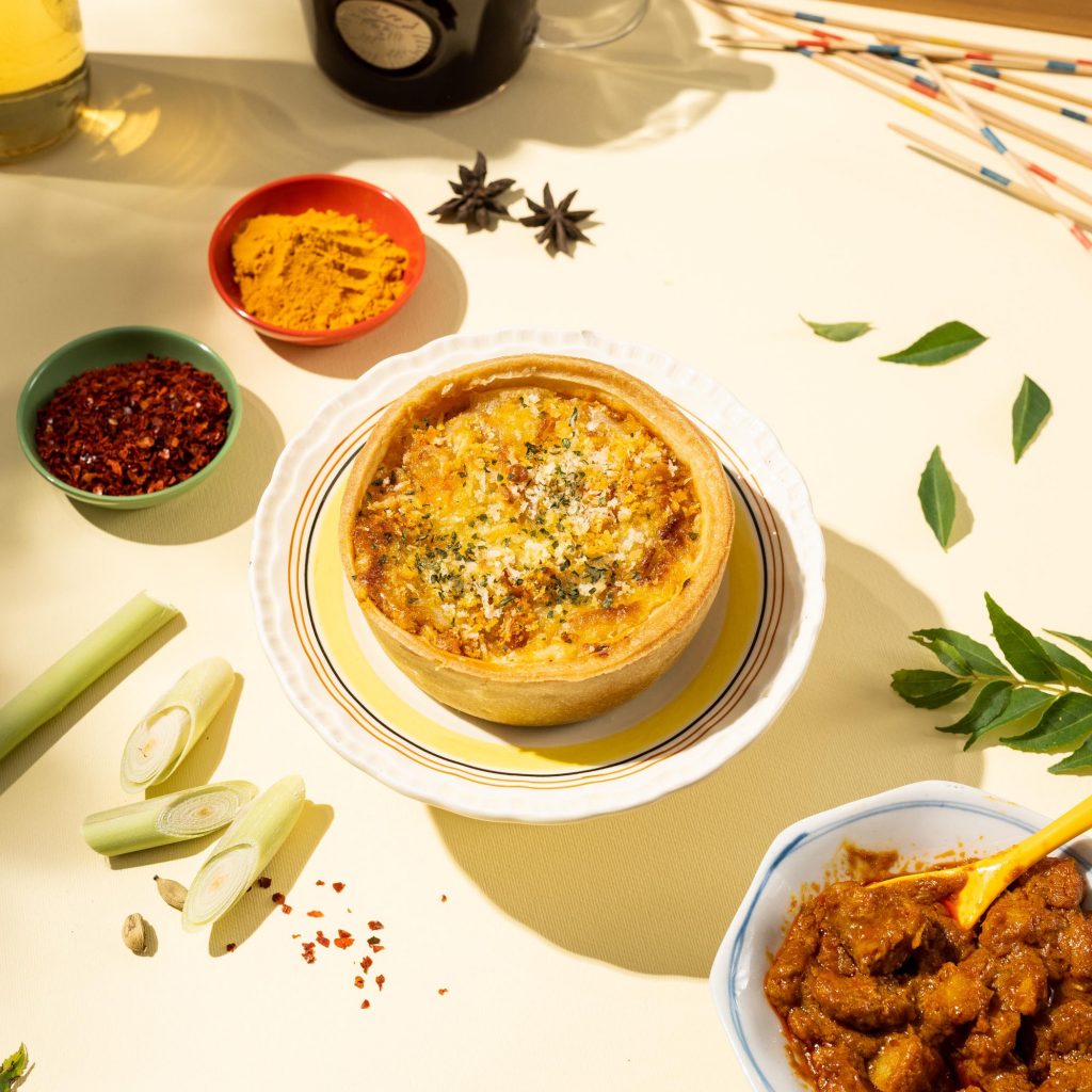 Celebrate National Day with the exclusive Starbucks + The Intan Collection and the return of Shiok-ah-ccinos with new less sweet options - Alvinology