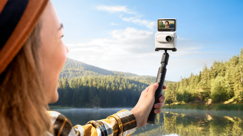 Next-Gen Tiny Camera “Insta360 GO 3” Gets Flip Screen Action Pod, Longer Battery Life & More! - Alvinology