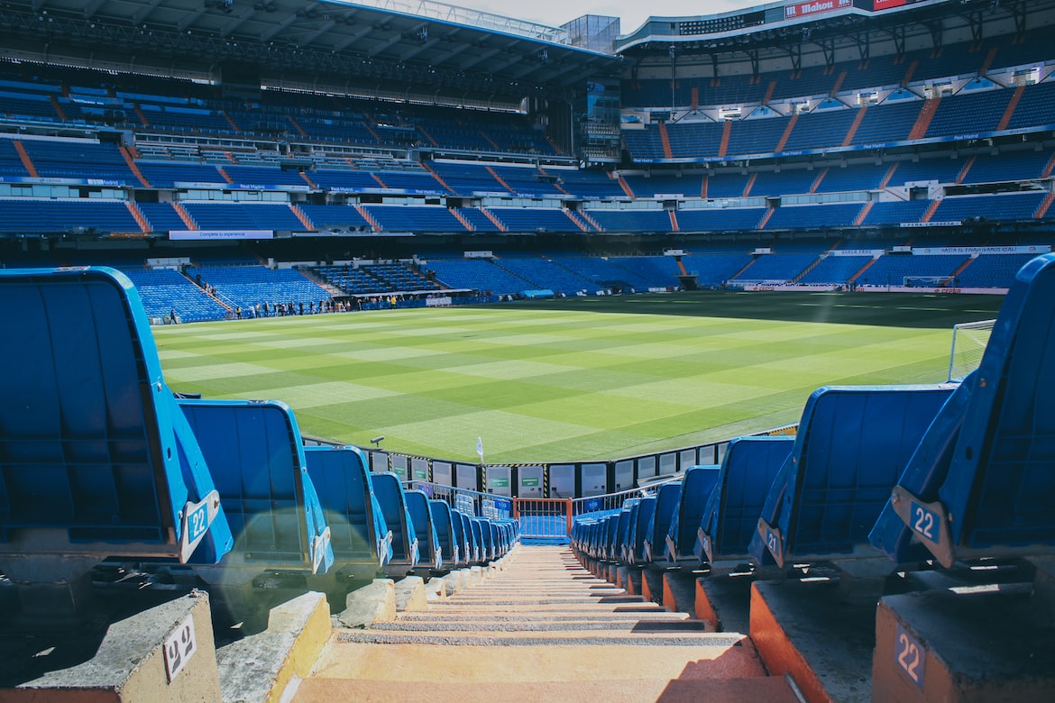How to Explore Sporting Landmarks on Your Holiday: A Guide for Sports Enthusiasts - Alvinology