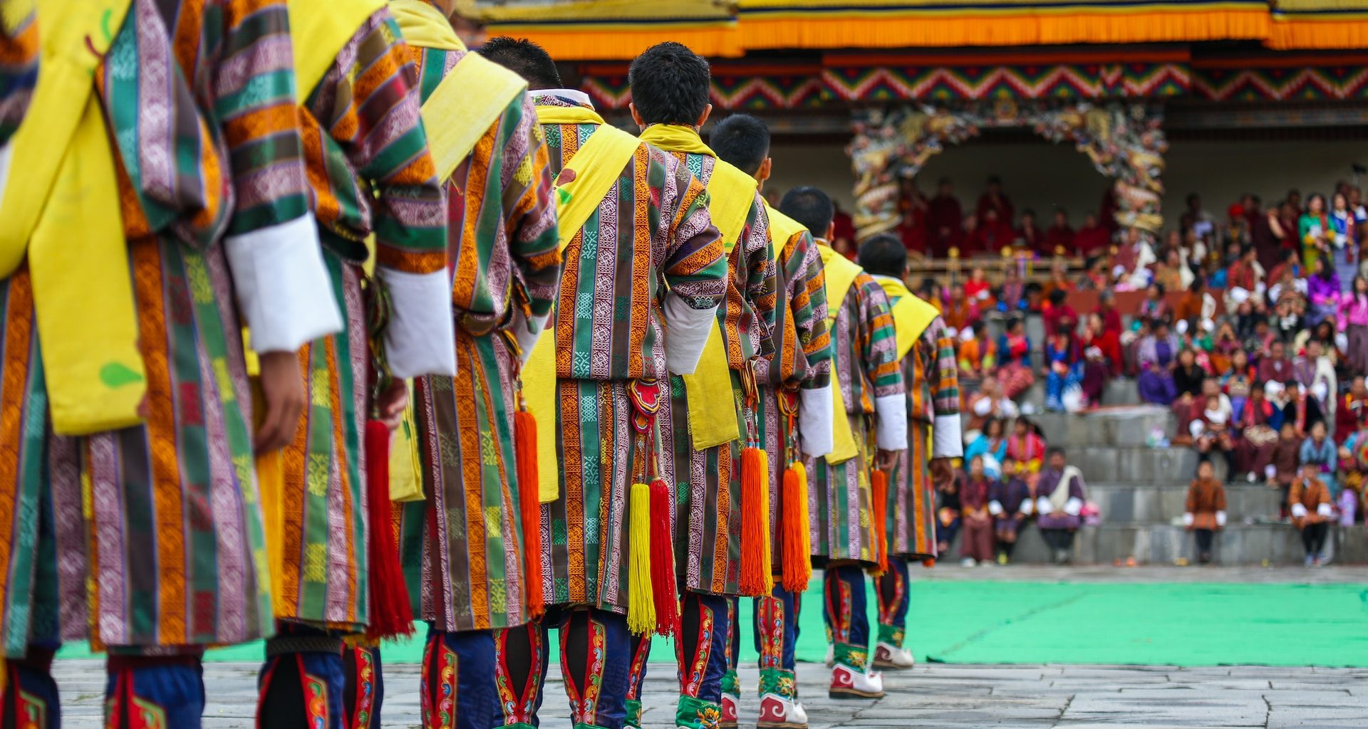 Embark on an Enchanting Journey: A Bhutan Travel Guide For Travellers - Alvinology
