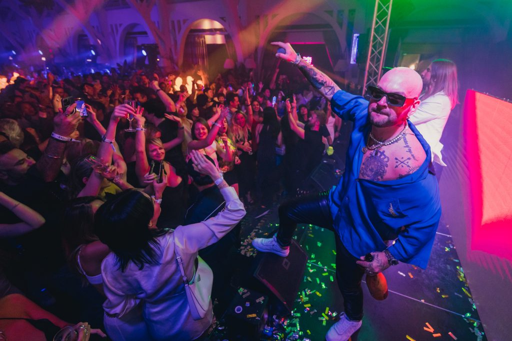 Amber Lounge Revs Up for Iconic 15-Year Anniversary Celebration at Singapore Grand Prix - Alvinology
