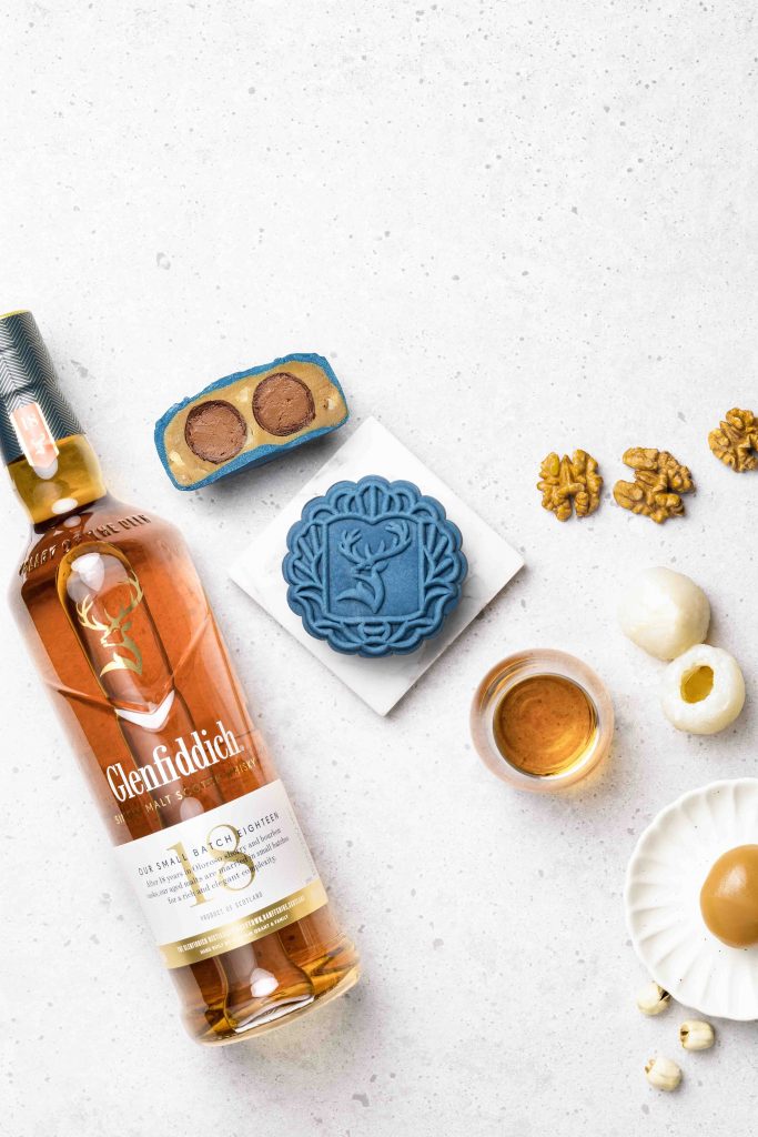 Indulge in Whisky-Infused Delights: Glenfiddich's Artful Mooncakes for Mid-Autumn Festival Indulge in Whisky-Infused Delights: Glenfiddich's Artful Mooncakes for Mid-Autumn Festival - Alvinology