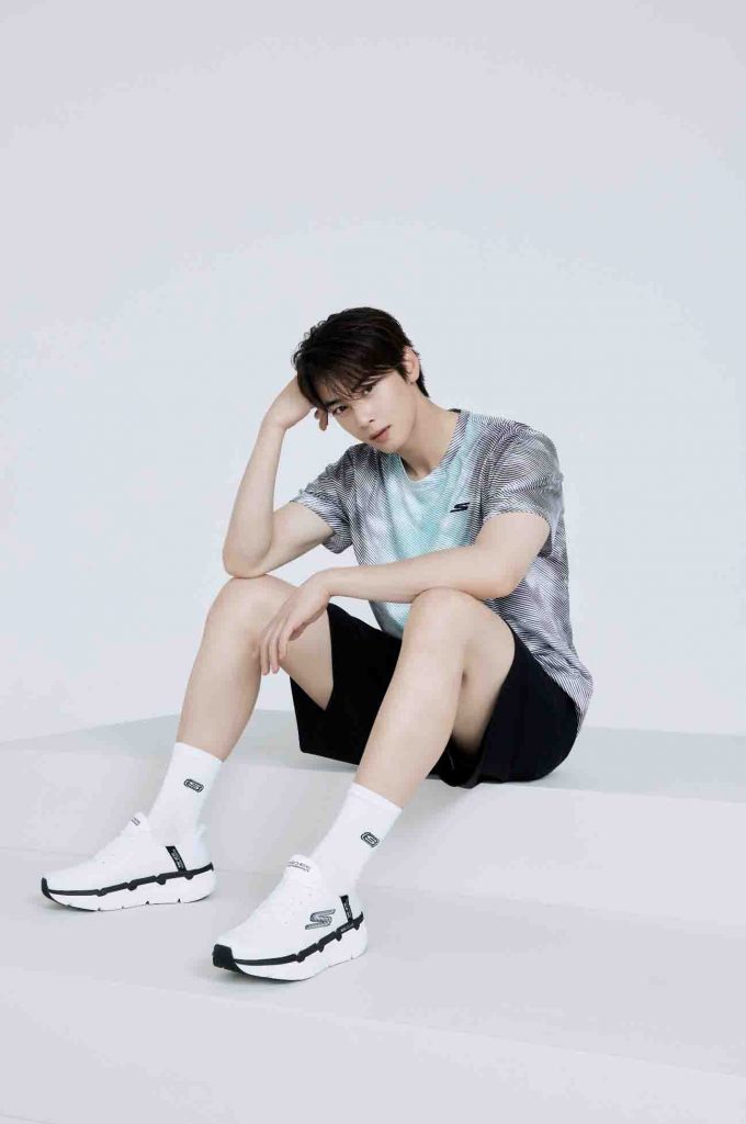 Step into Comfort and Convenience with the expanded Skechers' Hands Free Slip-ins Collection! - Alvinology