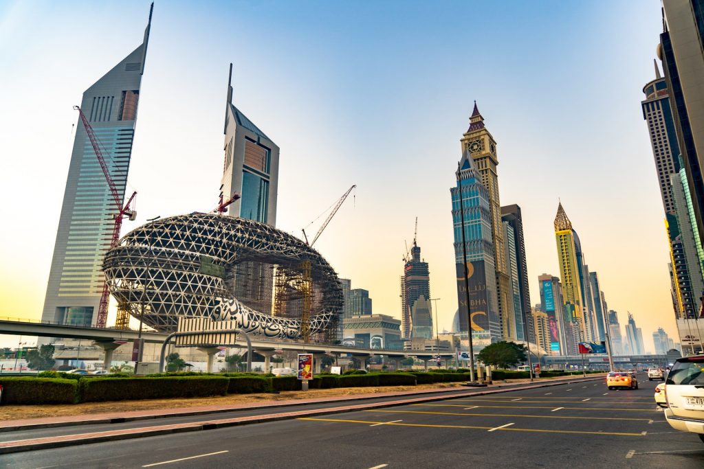 Dubai's Unparalleled Hospitality: What Makes It Ideal for Travelers - Alvinology