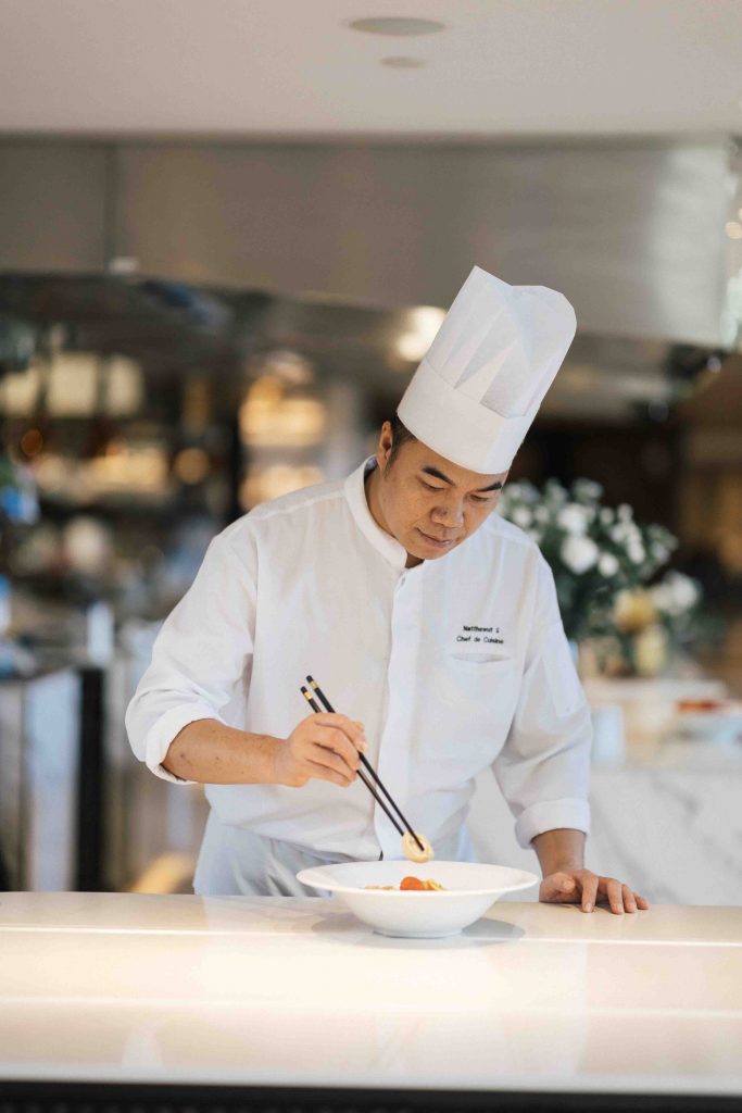 Come 4, Pay 3! Embark on a Luxurious Culinary Journey with Chatrium Grand Bangkok's Opulent Chinese Sunday Brunch - Alvinology