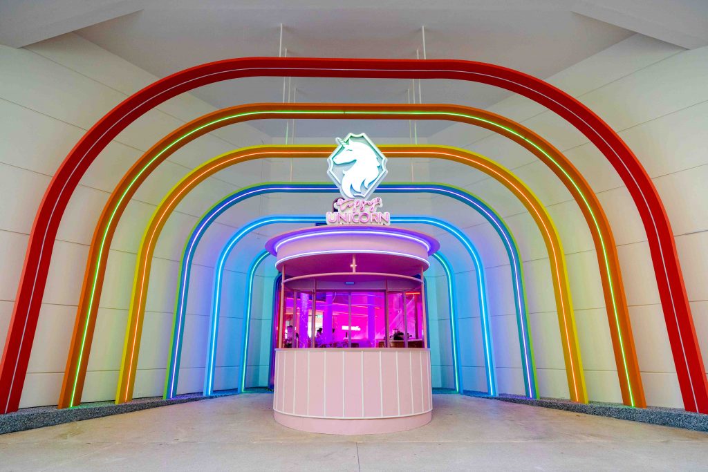 Singapore's vibrant nightlife just got a dazzling new addition: The Tipsy Unicorn Beach Club is finally here! - Alvinology