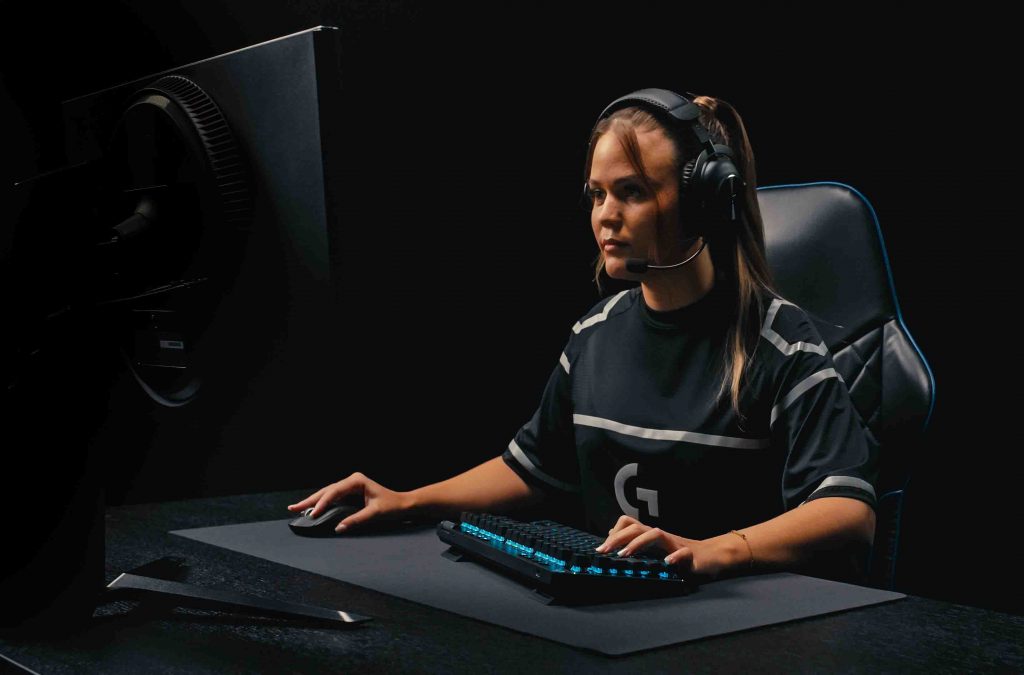 Logitech G adds two new products to its PRO Series line: Logitech G PRO X TKL LIGHTSPEED Gaming Keyboard and Logitech G PRO X SUPERLIGHT 2 Gaming Mouse - Alvinology