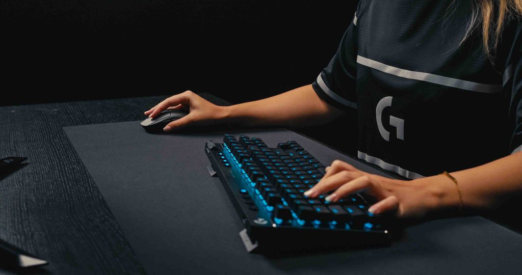 Logitech G adds two new products to its PRO Series line: Logitech G PRO X TKL LIGHTSPEED Gaming Keyboard and Logitech G PRO X SUPERLIGHT 2 Gaming Mouse - Alvinology