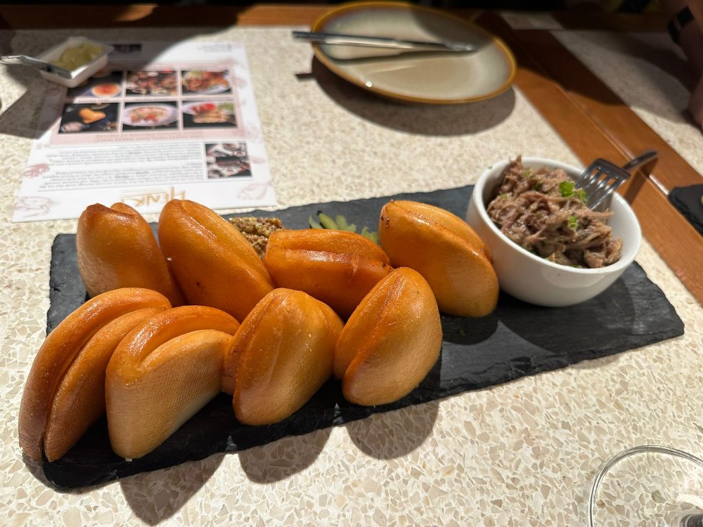 [Review] A Classic French Gastronomic Journey at HENRI Wine Bistro and Bakery at Far East Square - Alvinology