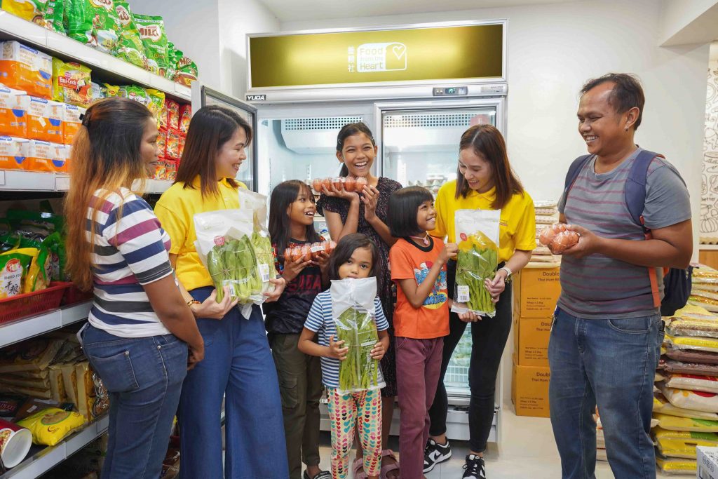 Resorts World Sentosa Partners with Food from the Heart to Launch RWS Eat Well @ Community Shop Initiative - Alvinology
