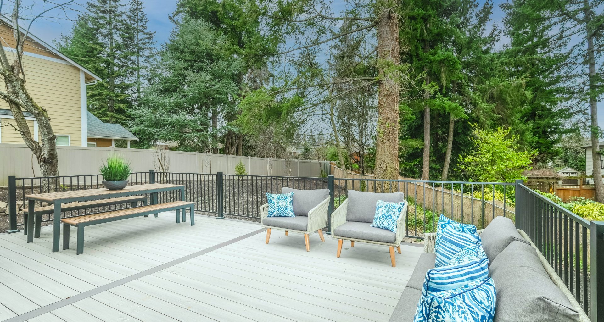 9 Outdoor Upgrades That Make Your Home More Valuable - Alvinology