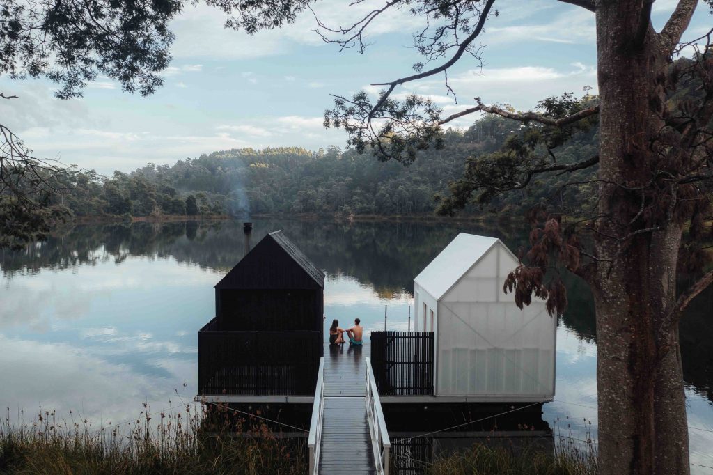 Discover Tasmania: An Epic 8-Day Road Trip Adventure Through Australia's Untamed Island State Discover Tasmania: An Epic 8-Day Road Trip Adventure Through Australia's Untamed Island State - Alvinology