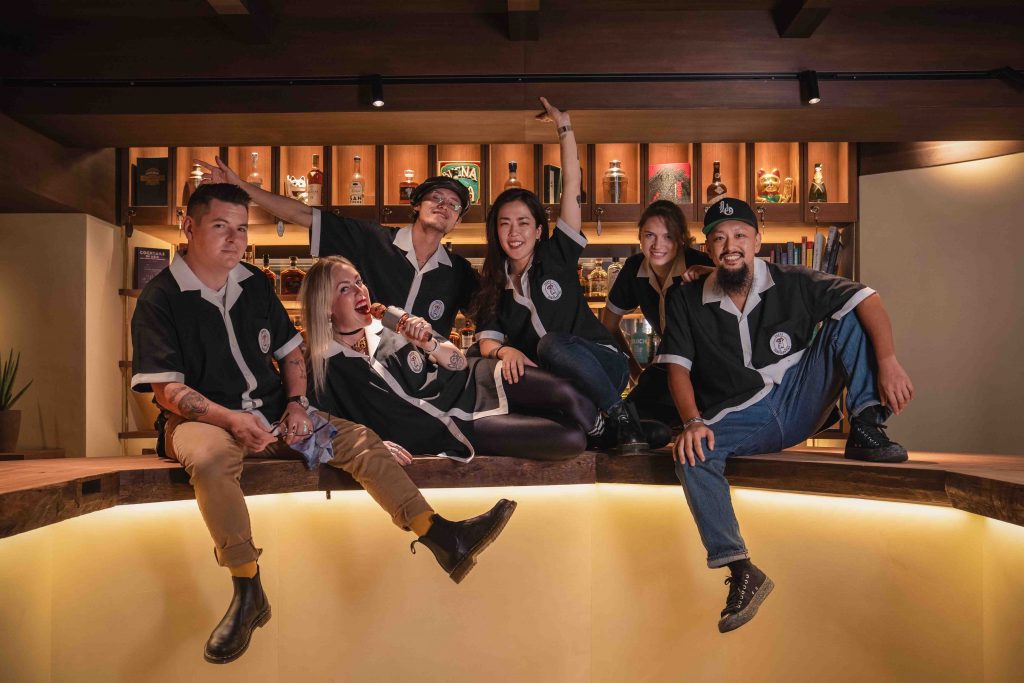 Tokyo Confidential: Your New Haven of Delectable Chaos - Alvinology