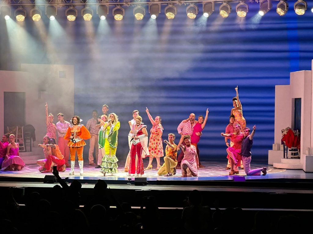 [Review] Mamma Mia! Brings ABBA's Timeless Hits Back to Sands Theatre, Marina Bay Sands Singapore - Alvinology