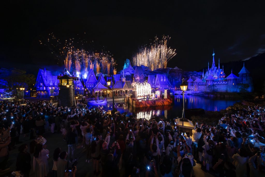 Experience the Enchantment: A Spectacular Celebration of World of Frozen at Hong Kong Disneyland - Alvinology