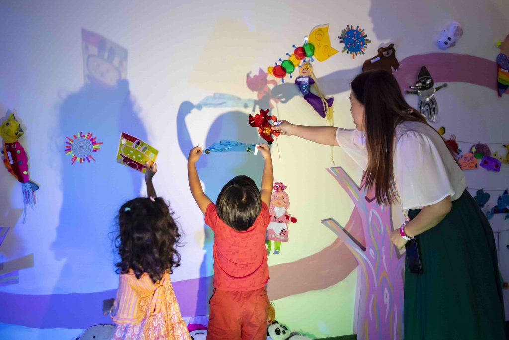 A Celebration of Art: Affordable Art Fair 2023 Highlights - Alvinology