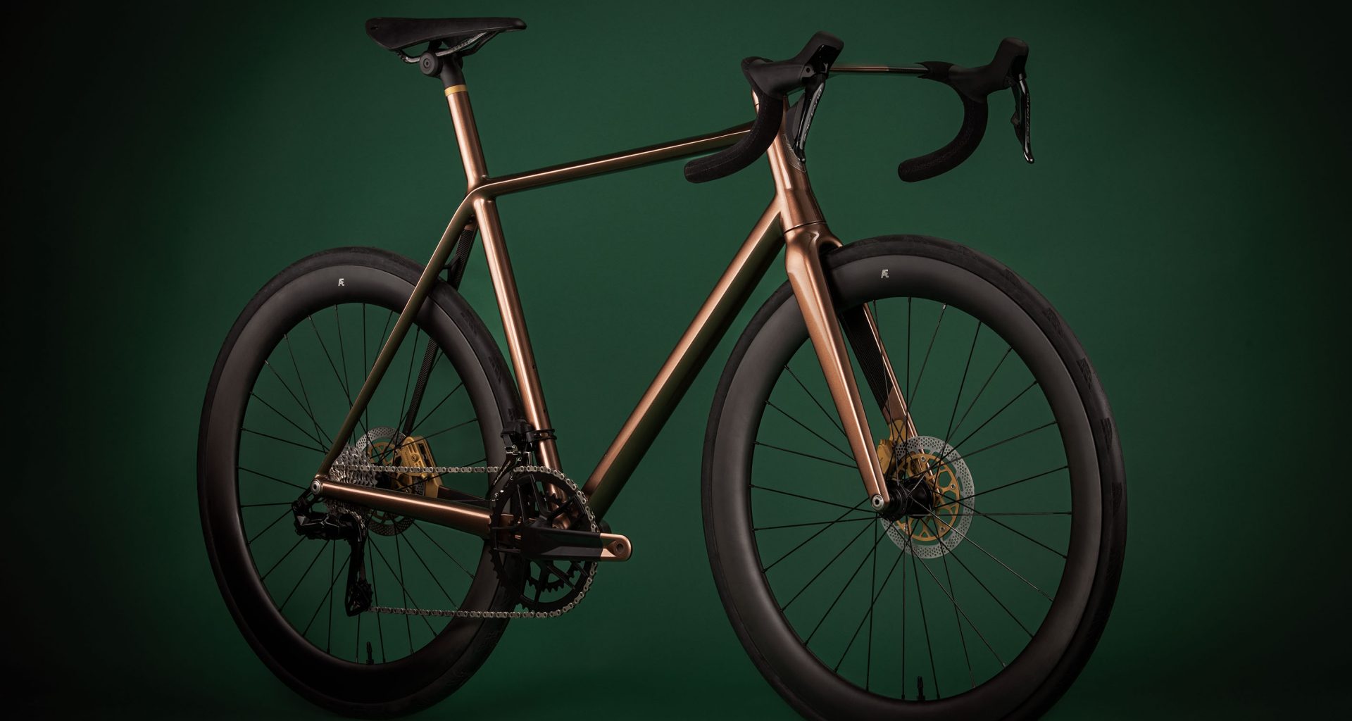Unveiling the J.Laverack Aston Martin .1R: Where Luxury Meets Two-Wheel Performance - Alvinology