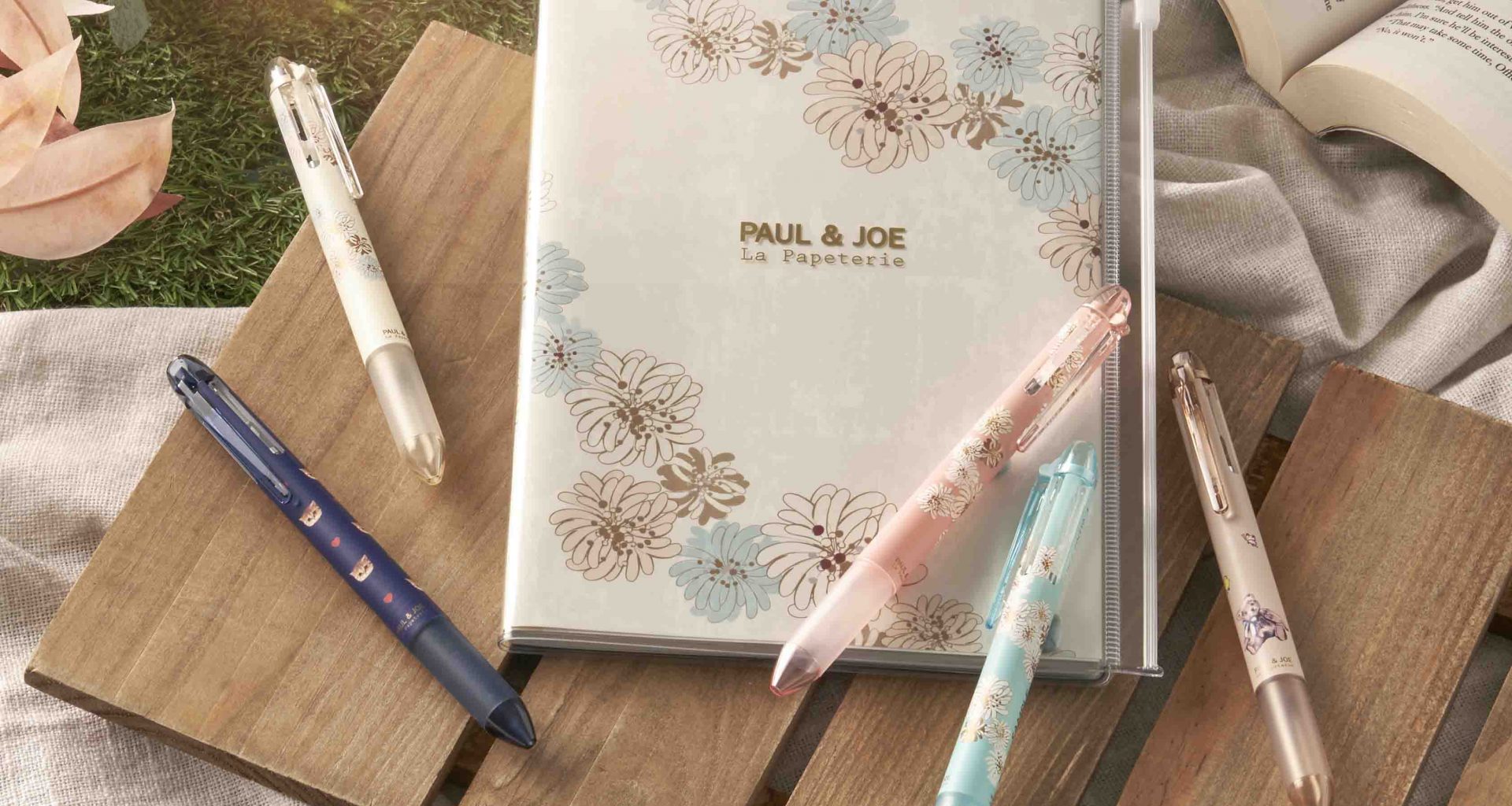 Limited-Edition PILOT PEN x PAUL & JOE Collection: A Festive Stationery Extravaganza - Alvinology
