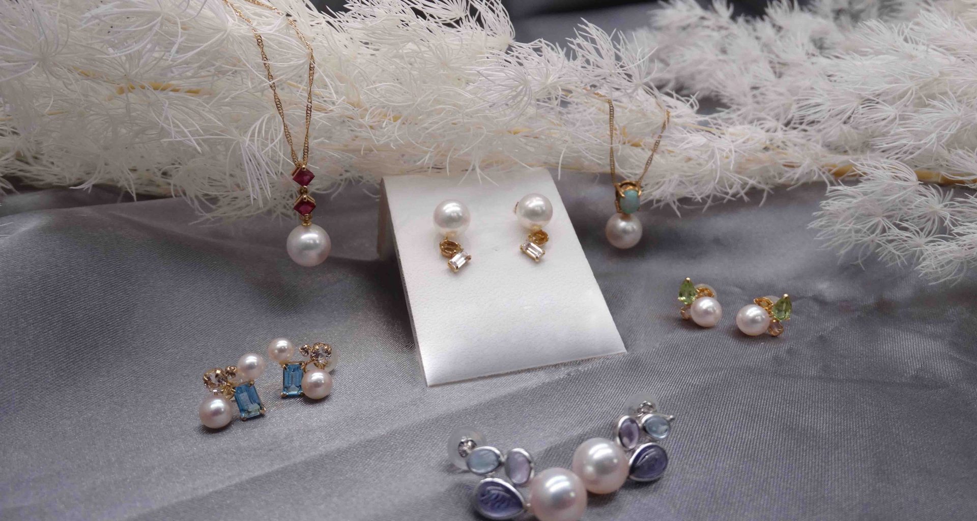 Pearl FALCO: Elevate Your Style with Sustainable Luxury and Festive Elegance - Alvinology