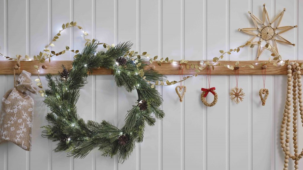 Deck the Halls with IKEA's Festive Finds: VINTERFINT and STRÅLA Collections - Alvinology