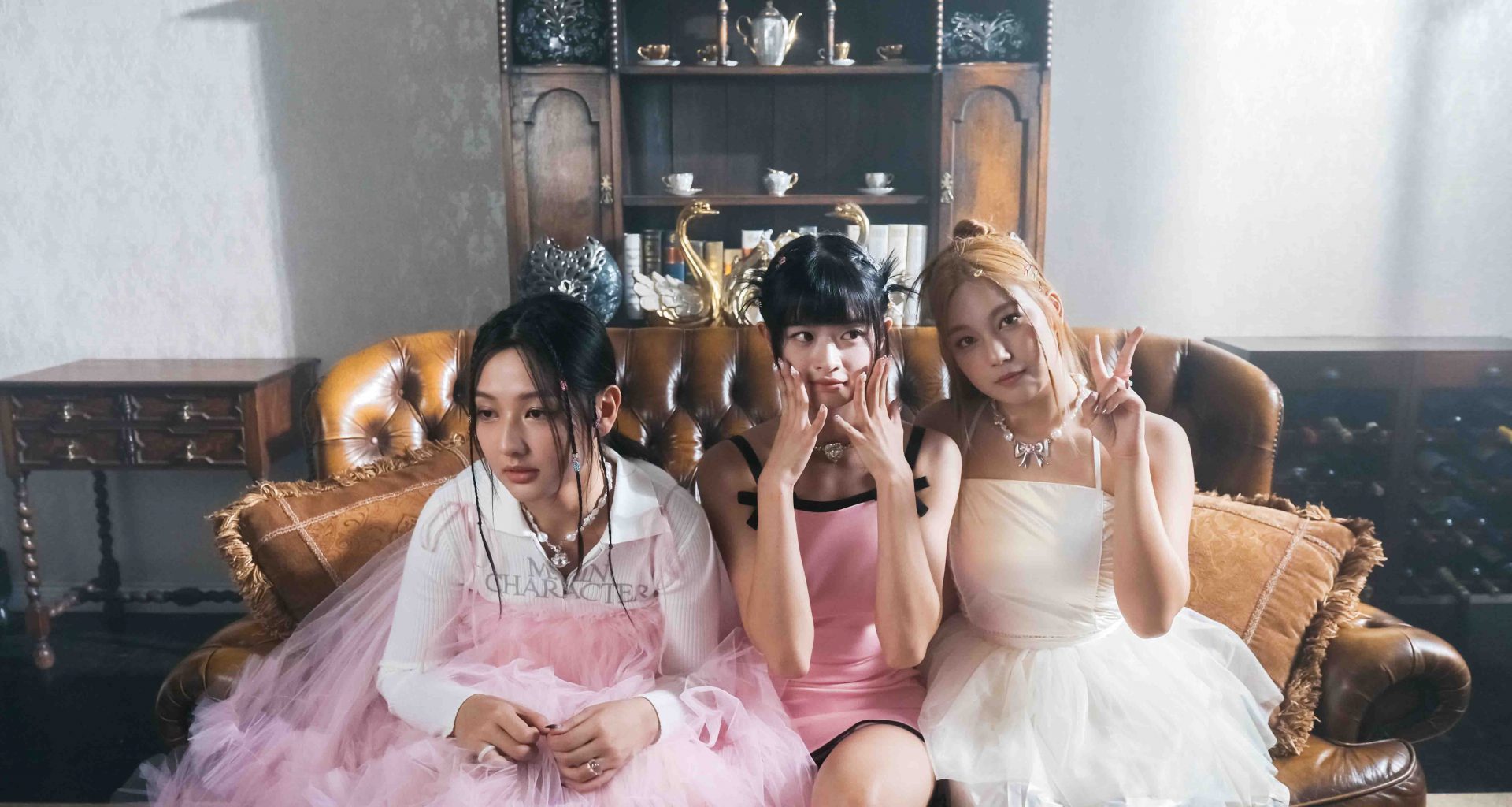 Meet Me& - Hong Kong's latest girl group ushering in a refreshing wave of irresistible energy with debut single 'Eye to Eye' - Alvinology