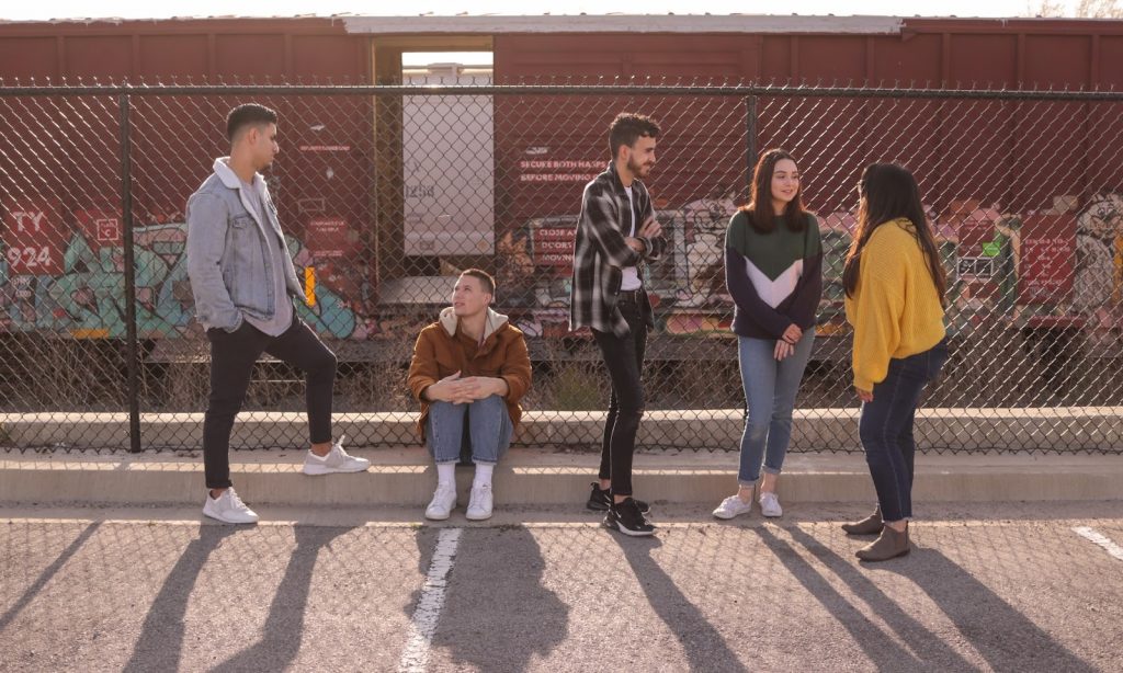 How to Talk to Teens About Addiction and Treatment - Alvinology