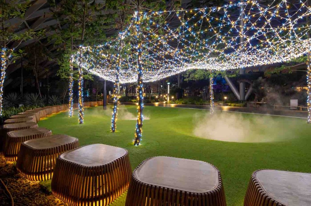 Dive into the Super Mario Universe and thrilling year-end festivities at Jewel Changi Airport this festive season - Alvinology