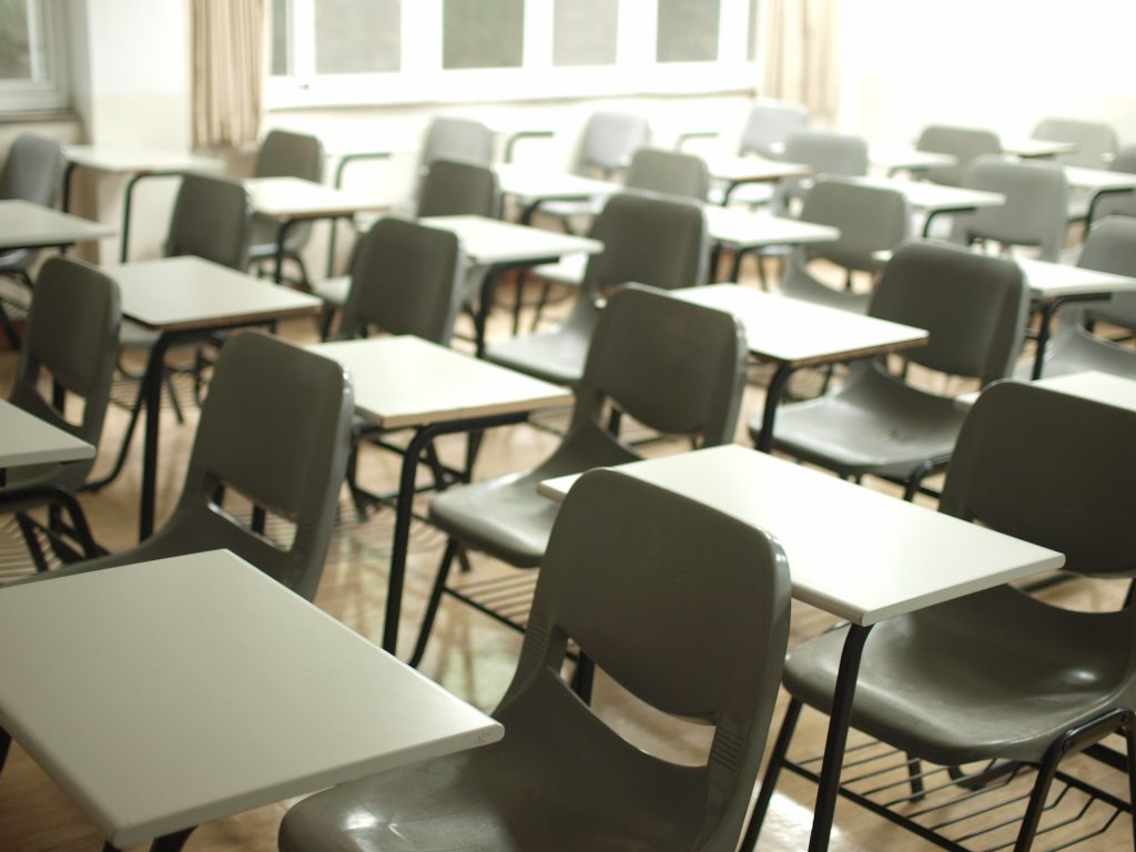 7 Strategies for Managing Children's Classroom Behavior Effectively - Alvinology