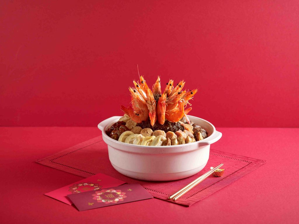 Indulge in Delectable Lunar New Year Feasts and Takeaways at Crowne Plaza Changi Airport - Alvinology