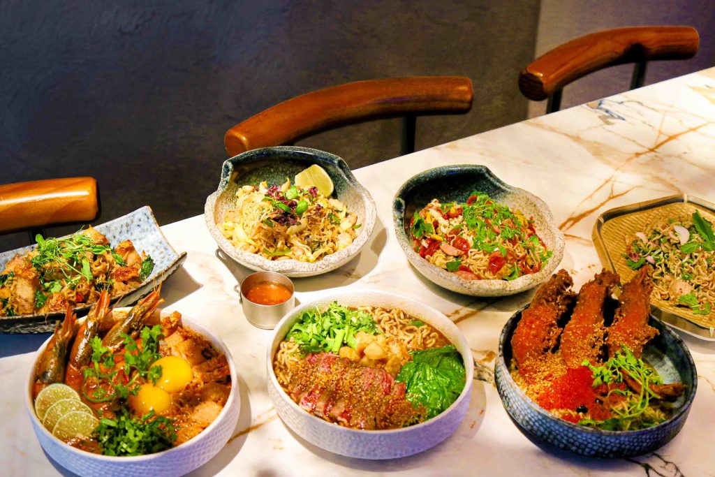 WIN exciting MAMA collectables in HUE’s sure-win lucky draw this 12 December - 14 January - Alvinology