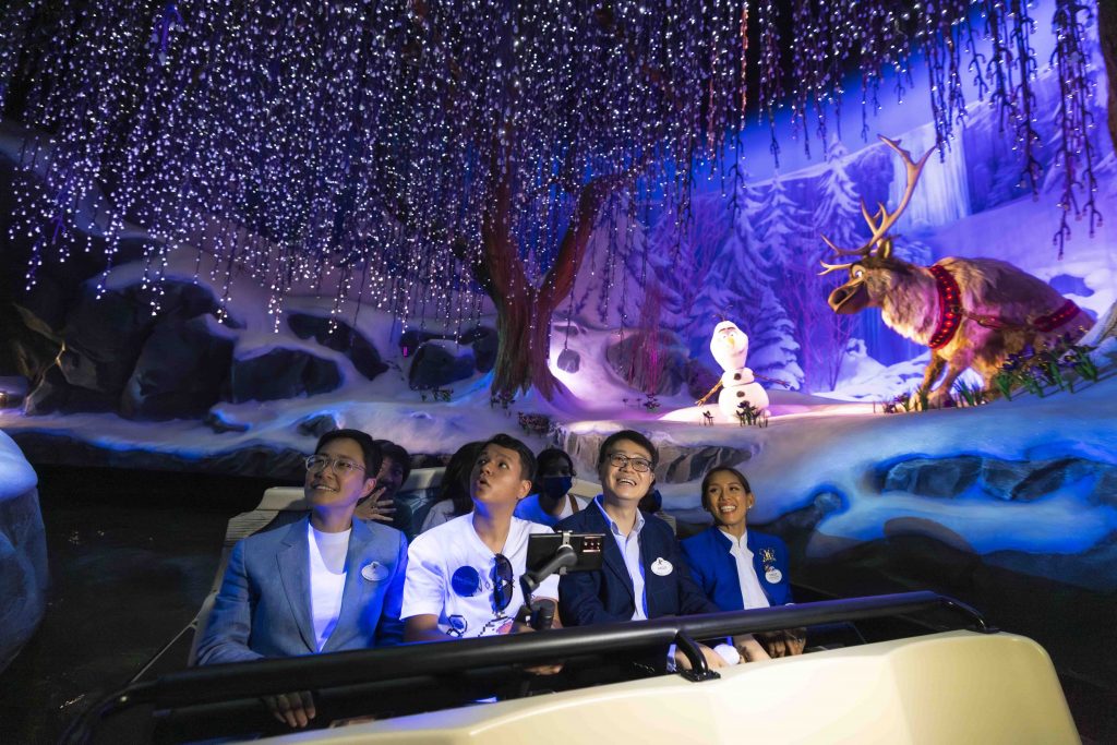 Hong Kong Disneyland Resort and Make-A-Wish Unite for Unforgettable Summer Snow Day Wishes Celebration - Alvinology