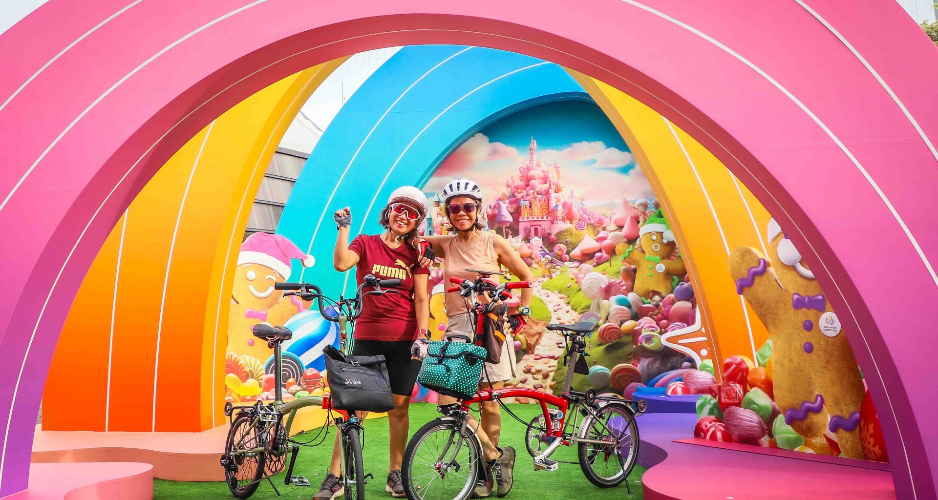The Journey Onwards: Christmas Candyland Takes Over Singapore Sports Hub - Alvinology