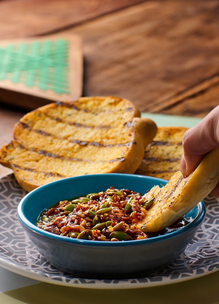 Nando's Singapore Unwraps a Fiery Feast with PERi-crackle for the Festive Season Nando's Singapore Unwraps a Fiery Feast with PERi-crackle for the Festive Season - Alvinology