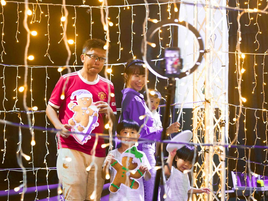 The Journey Onwards: Christmas Candyland Takes Over Singapore Sports Hub The Journey Onwards: Christmas Candyland Takes Over Singapore Sports Hub - Alvinology
