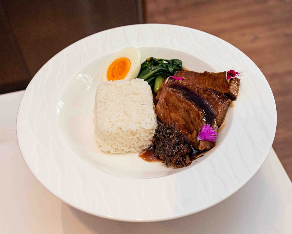 Indulge in Culinary Luxury: Qatar Airways' Exclusive Business Class Menu by Chef Ton - Alvinology