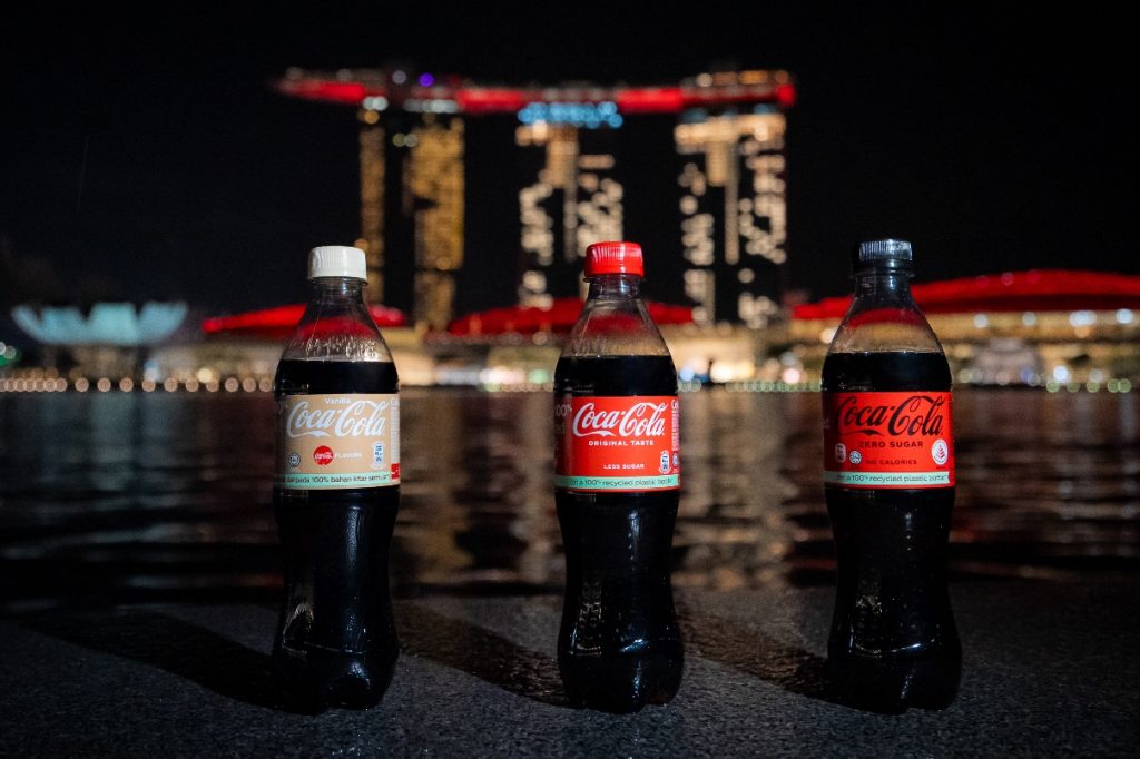 Coca-Cola Pioneers Sustainable Initiatives with the Launch of 100% Recycled PET Bottles in Singapore - Alvinology
