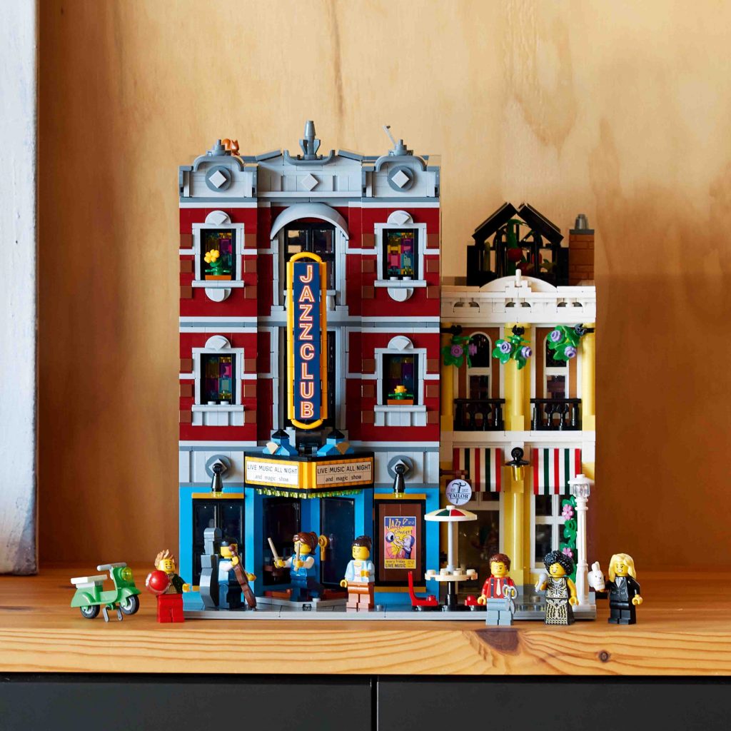 Build Love Brick by Brick: Celebrate Valentine’s Day with The LEGO Group Build Love Brick by Brick: Celebrate Valentine’s Day with The LEGO Group - Alvinology