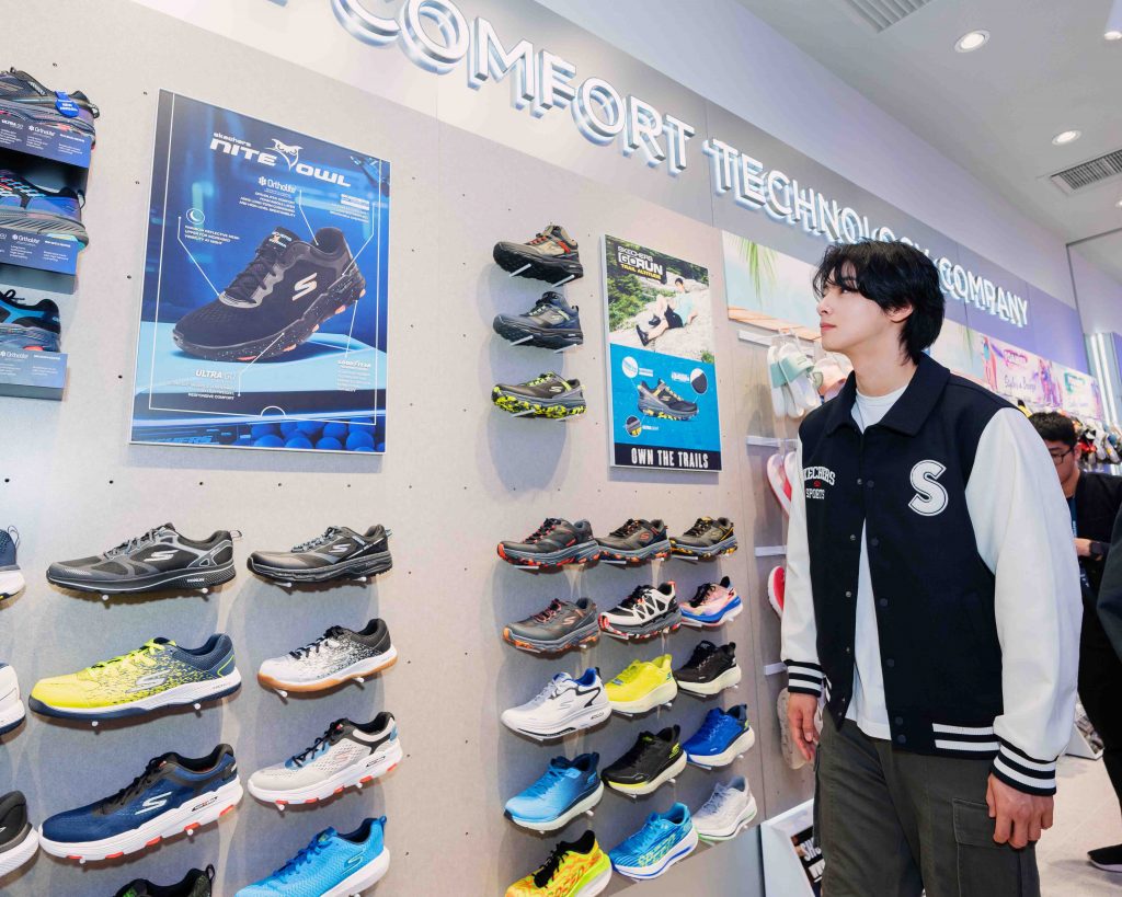 K-Pop Star Cha Eun-woo Illuminates Skechers Store Grand Opening at The Exchange TRX - Alvinology
