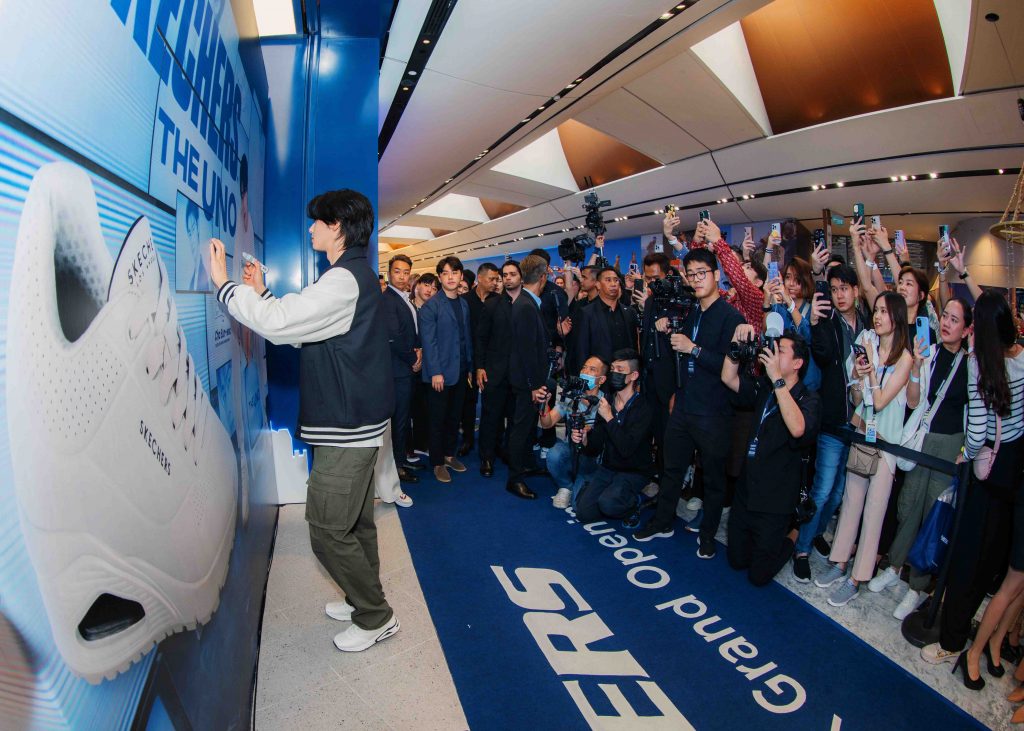K-Pop Star Cha Eun-woo Illuminates Skechers Store Grand Opening at The Exchange TRX K-Pop Star Cha Eun-woo Illuminates Skechers Store Grand Opening at The Exchange TRX - Alvinology