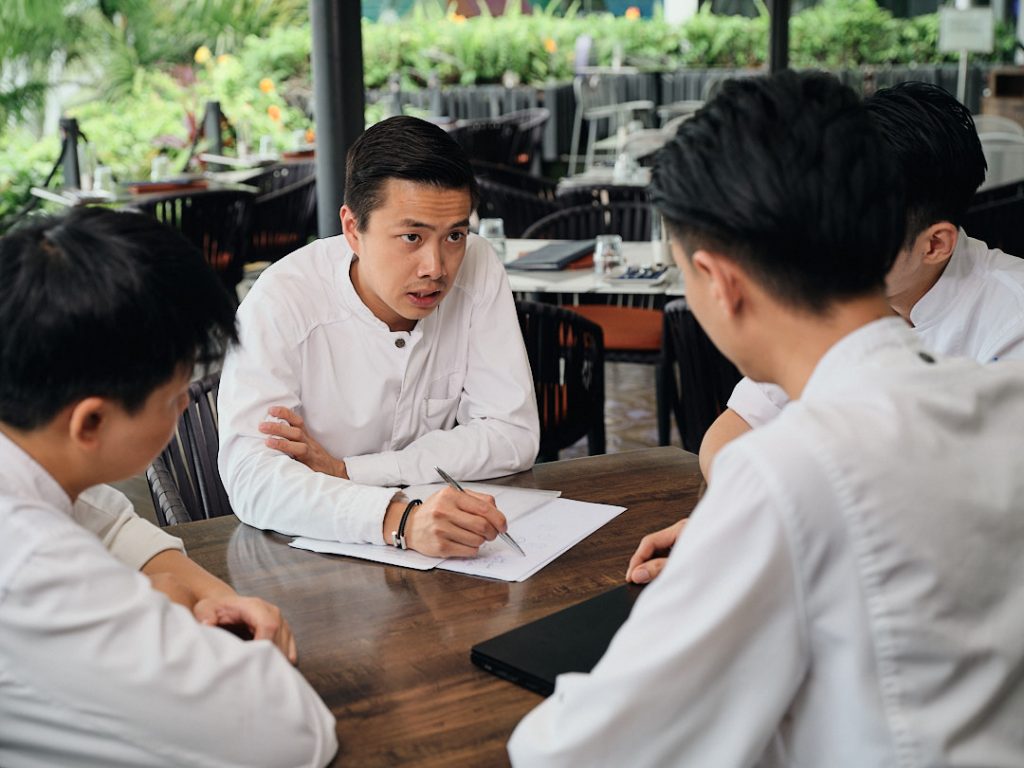Culinary Maestro Mathew Leong Presents Exclusive Pop-Up Dining Experience at Dusk, Mount Faber Peak - Alvinology