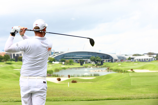 Porsche Drives into the Swing of Things as Title Partner for DP World Tour's Singapore Classic 2024 - Alvinology
