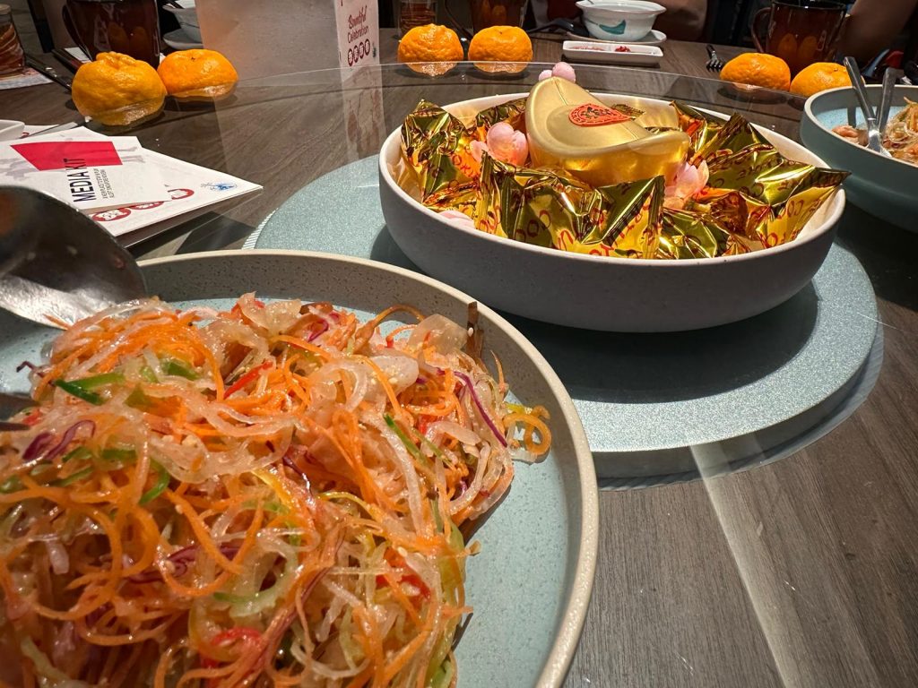 Celebrate the Year of the Dragon at Yuè (乐) – Aloft Singapore Novena Unveils First Lunar New Year Menu Celebrate the Year of the Dragon at Yuè (乐) – Aloft Singapore Novena Unveils First Lunar New Year Menu - Alvinology